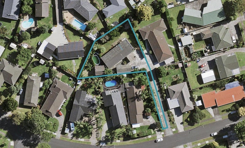 7 Barnhill Crescent, Pahurehure, Papakura - Carousel 1