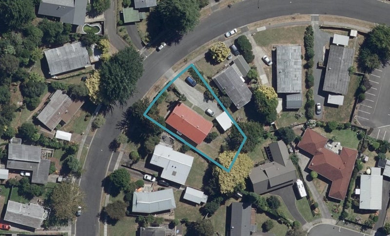 25A Kowhai Street, Hamilton Lake, Hamilton - Carousel 1