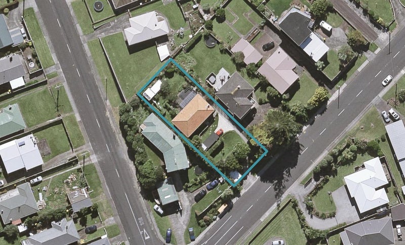 106 Ngamotu Road, Spotswood, New Plymouth - Carousel 1