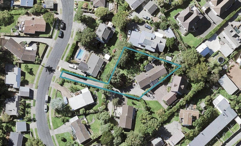 49 Robbies Road, Shelly Park, Auckland - Carousel 1