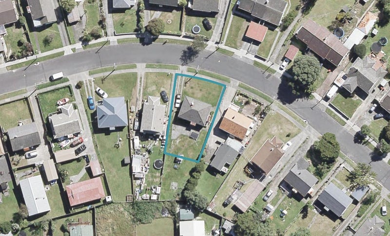 87 Wilkie Crescent, Naenae, Lower Hutt - Carousel 1