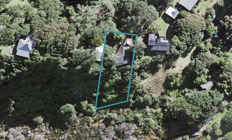 14 Watchmans Road, Karekare, Auckland - Carousel 1