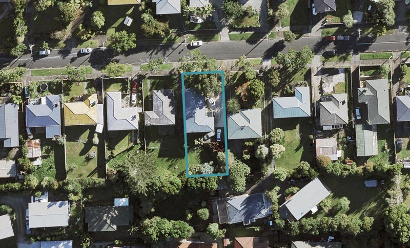36 Mary Dreaver Street, New Windsor, Auckland - Carousel 1
