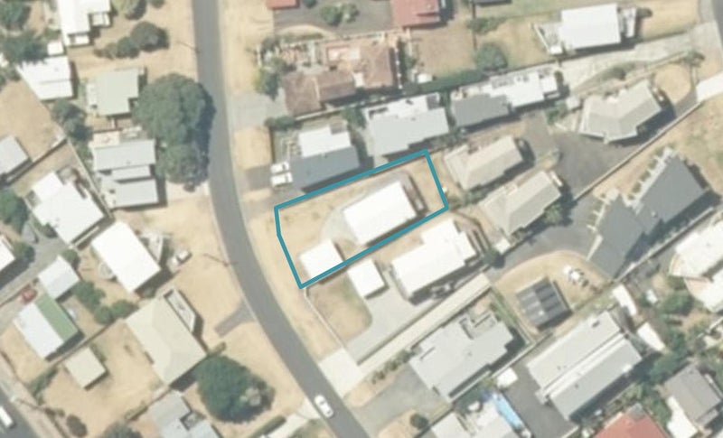 240 Beverley Terrace, Whangamatā - Carousel 1