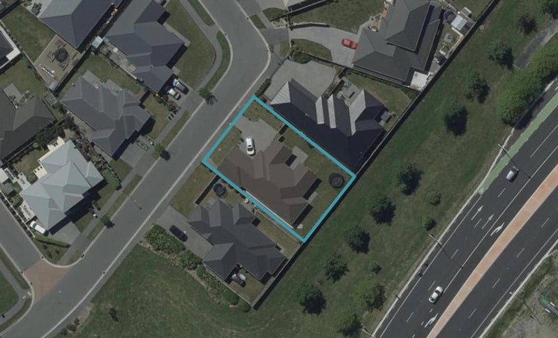 24 Josephine Crescent, Aidanfield, Christchurch - Carousel 1