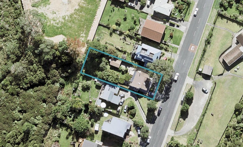 46 Stanmore Bay Road, Stanmore Bay, Whangaparaoa - Carousel 1
