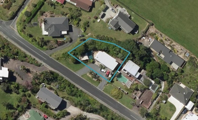 38 Weir Crescent, Onerahi, Whangarei - Carousel 1