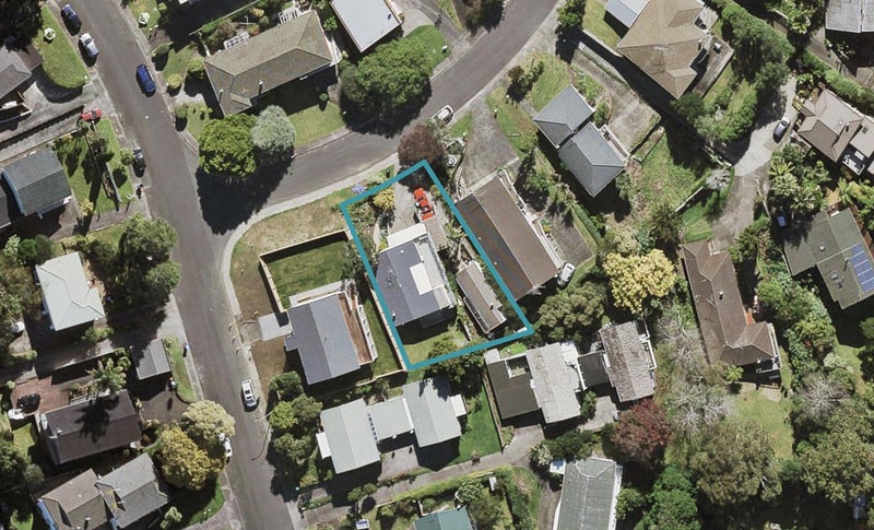 3 Impala Place, Hillsborough, Auckland - Carousel 1