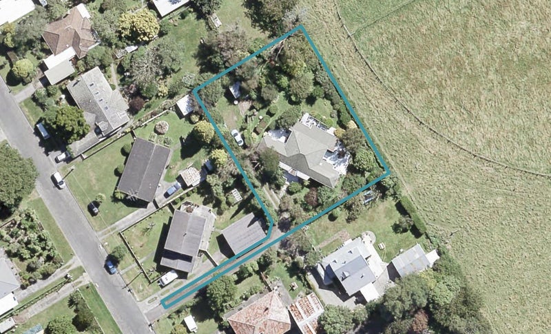 37 MacLaren Street, Maymorn, Upper Hutt - Carousel 1