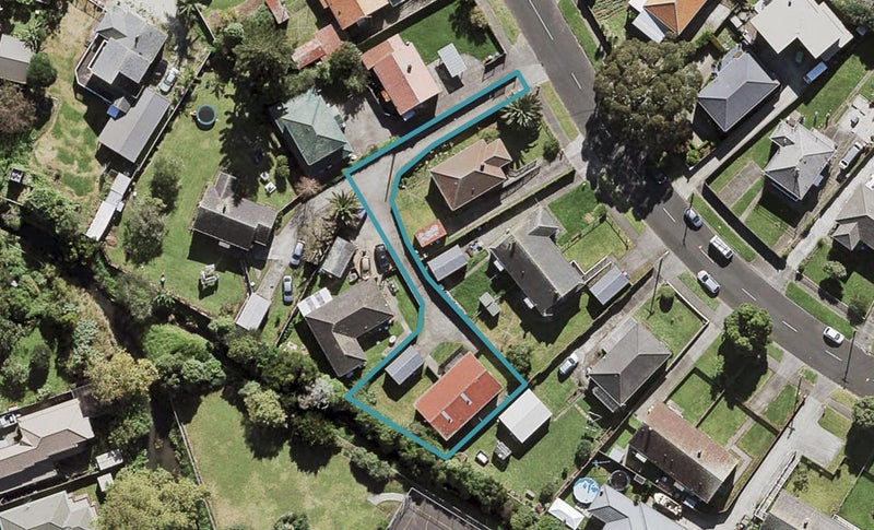 58B Bremner Avenue, Mount Roskill, Auckland - Carousel 1