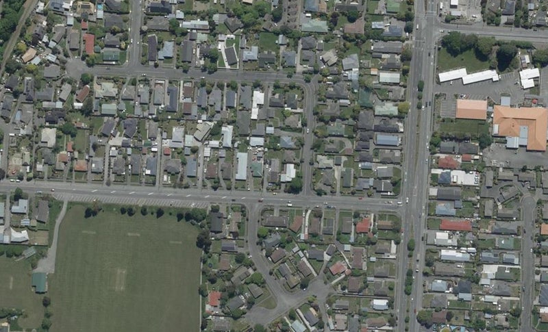 2/15 Sturrocks Road, Redwood, Christchurch - Carousel 1