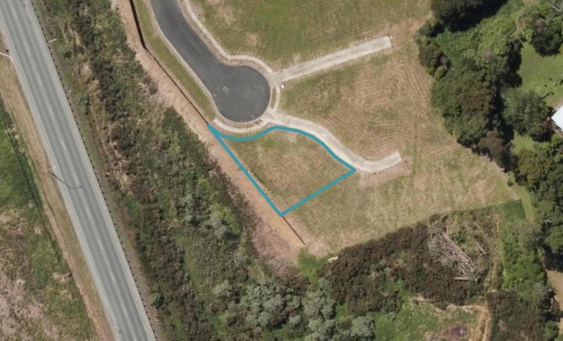 51 Pearce Drive, Te Kamo, Whangārei - Carousel 1