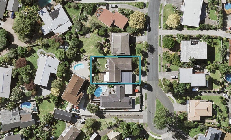 11 Tercel Place, Sunnyhills, Auckland - Carousel 1