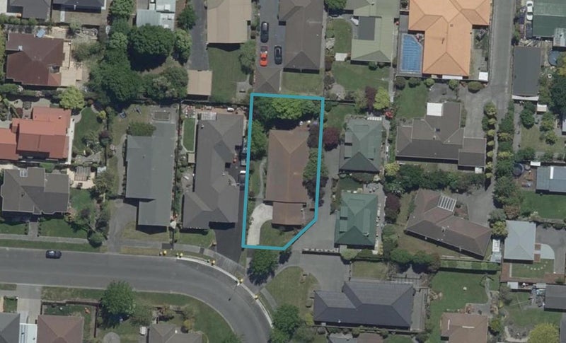 9 Cherrywood Place, Redwood, Christchurch - Carousel 1
