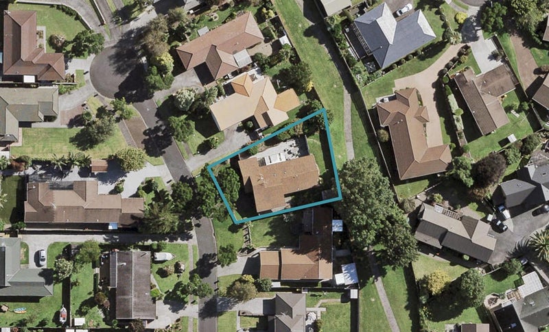 7 Jessika Place, Conifer Grove, Takanini - Carousel 1