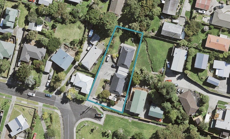 1/14 Claridge Street, Glen Eden, Auckland - Carousel 1