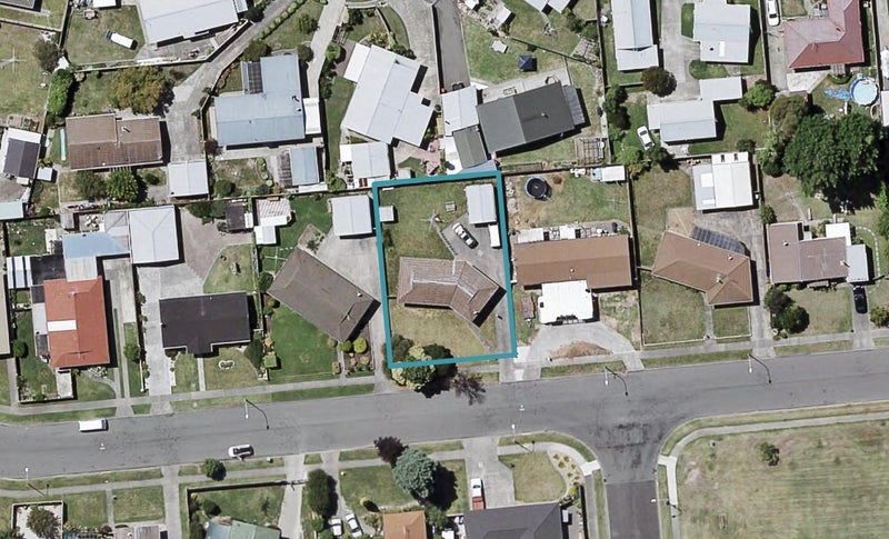 34 Glamorgan Avenue, Tamatea, Napier - Carousel 1