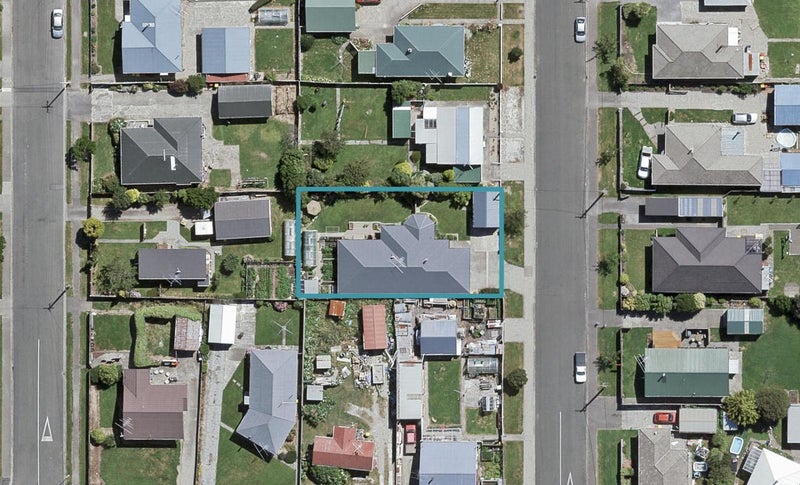 10 Tanner Street, Grasmere, Invercargill - Carousel 1