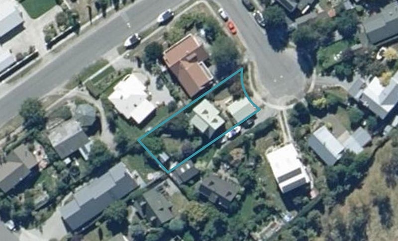 1 Sequoia Place, Kelvin Heights, Queenstown - Carousel 1