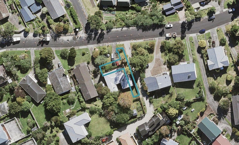 9B Marlborough Avenue, Glenfield, Auckland - Carousel 1
