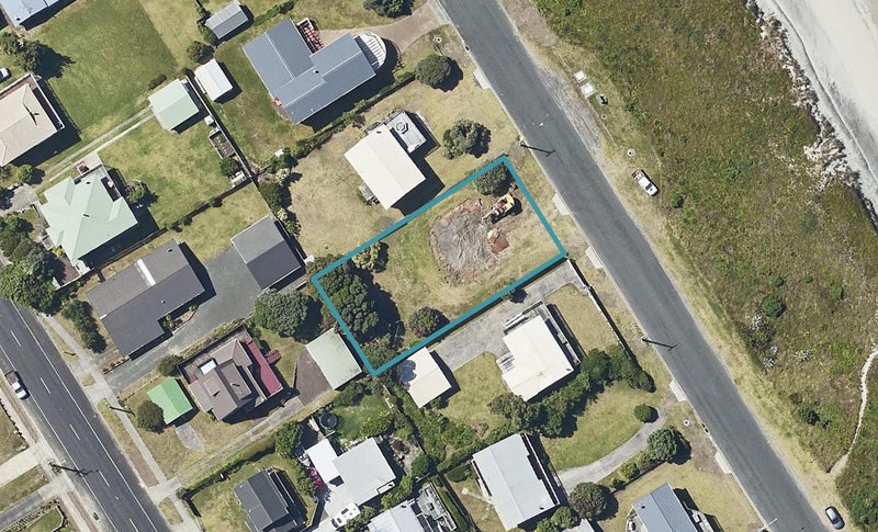 74 Broadway Road, Waihi Beach, Waihi Beach - Carousel 1