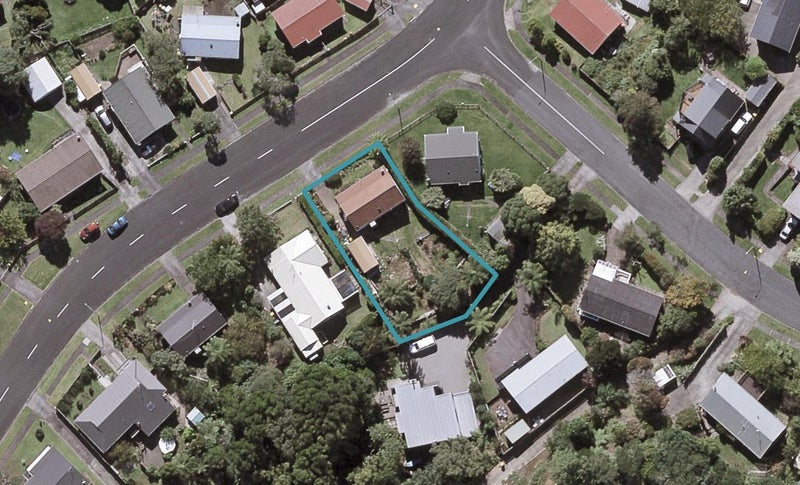 36 Riversdale Drive, Merrilands, New Plymouth - Carousel 1