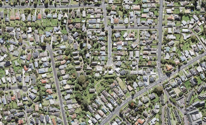 13 Springside Place, New Lynn, Auckland - Carousel 1