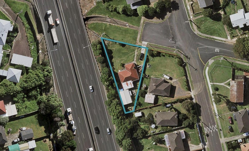 1 Flat Bush Road, Otara, Auckland - Carousel 1