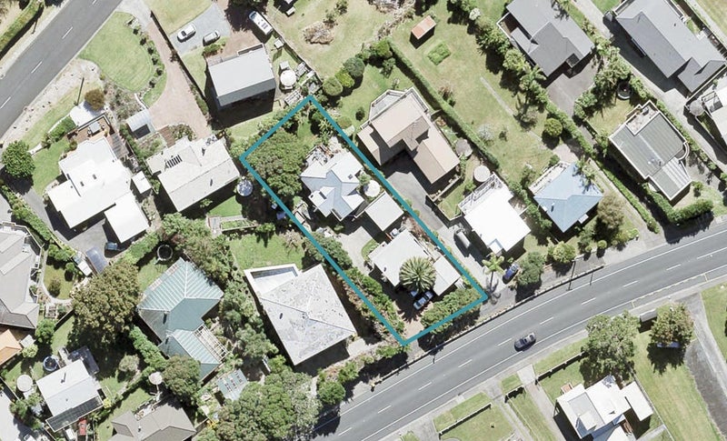1/950 Whangaparaoa Road, Manly, Whangaparāoa - Carousel 1