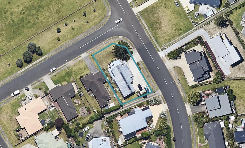 25 Ocean View Road, Coastlands, Whakatane - Carousel 1