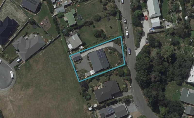 6 Koromiko Crescent, Diamond Harbour, Lyttelton - Carousel 1
