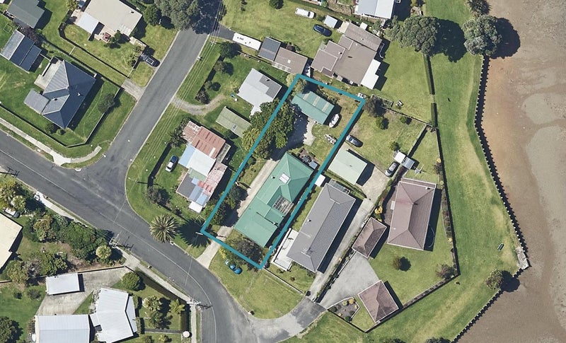 6 Athenree Road, Athenree, Katikati - Carousel 1