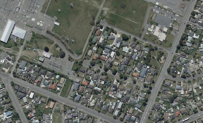 16 Gregory Avenue, Islington, Christchurch - Carousel 1