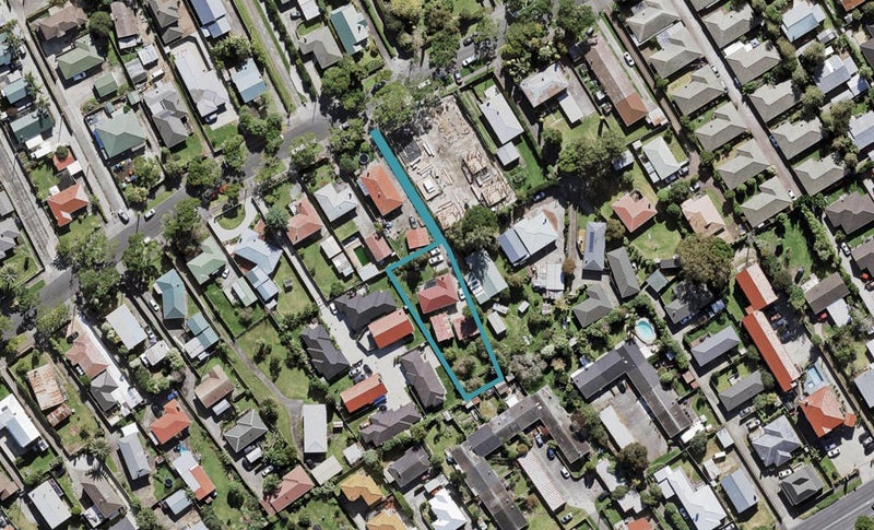 102 Canal Road, Avondale, Auckland - Carousel 1