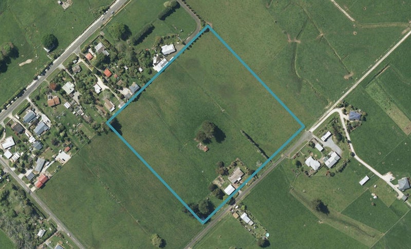 21 Carlyle Street, Takaka - Carousel 1