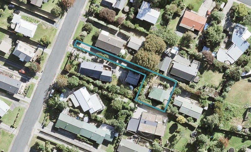 23 Dobell Road, Stanmore Bay, Whangaparaoa - Carousel 1