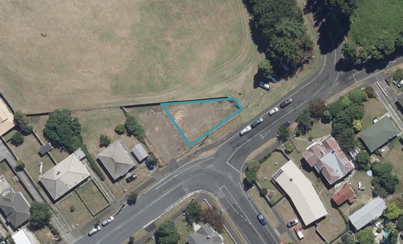 1/32 Rimu Street, Maeroa, Hamilton - Carousel 1