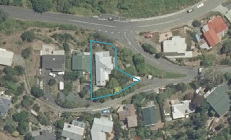 108 Cleveland Terrace, Maitai, Nelson - Carousel 1