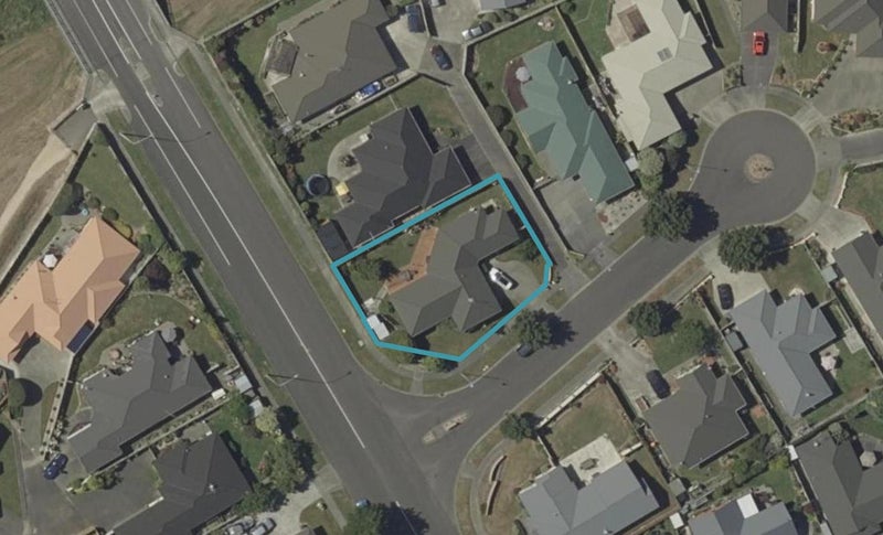 1 Brookside Close, Highbury, Palmerston North - Carousel 1