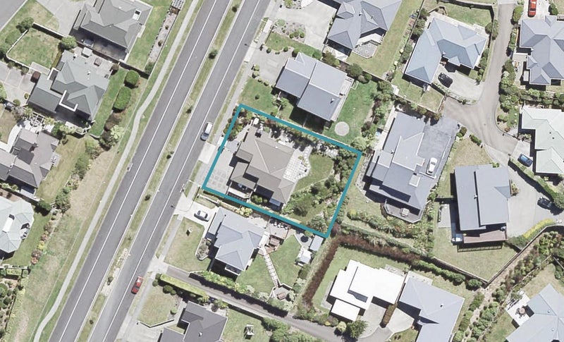 30 Kirton Drive, Riverstone Terraces, Upper Hutt - Carousel 1