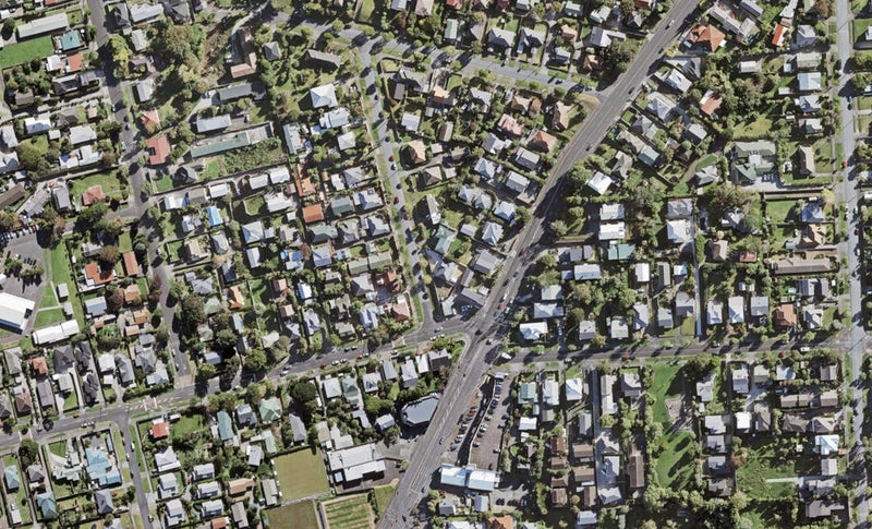 1 Plane Street, Avondale, Auckland - Carousel 1