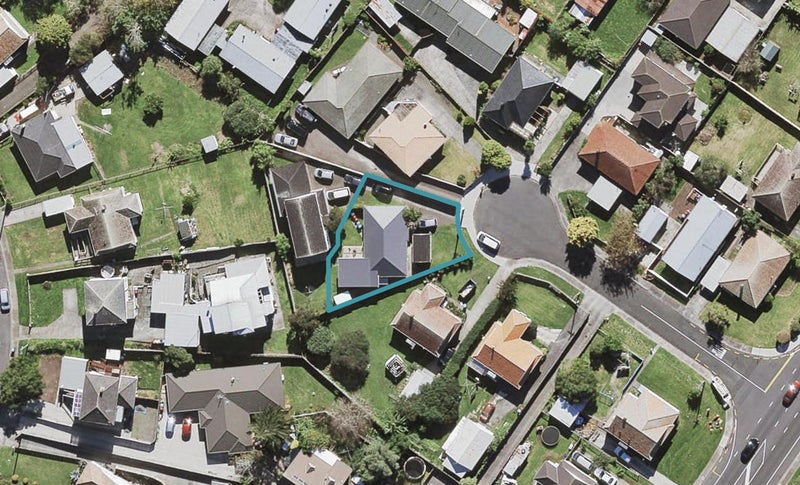 8 Cullen Avenue, Wesley, Auckland - Carousel 1