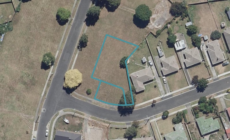 5 Eliot Street, Enderley, Hamilton - Carousel 1