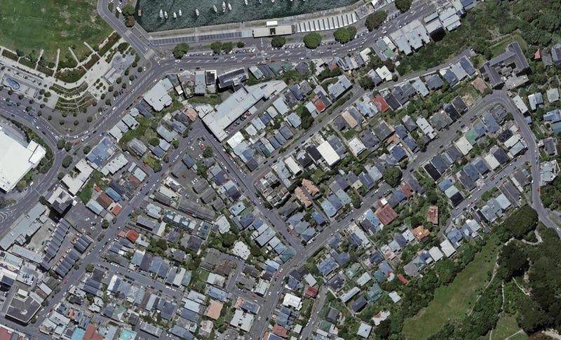 4 Mcfarlane Street, Mount Victoria, Wellington - Carousel 1