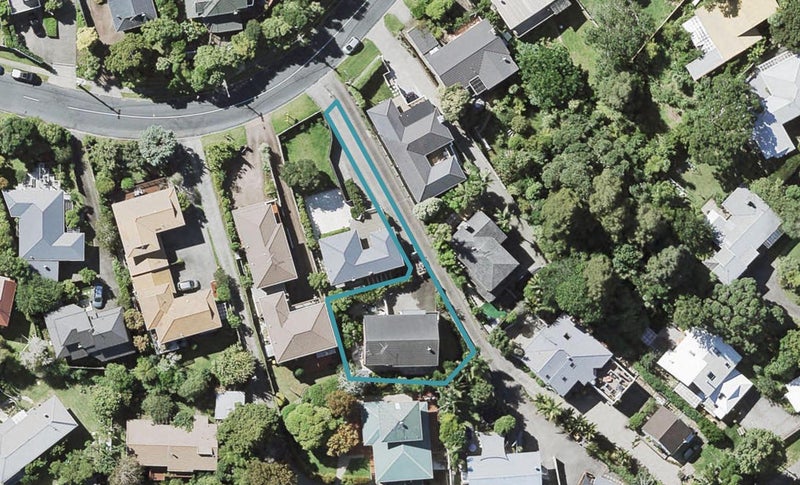 8A Channel View Road, Campbells Bay, Auckland - Carousel 1