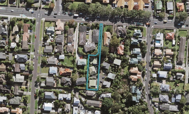 3/160 Onewa Road, Northcote, Auckland - Carousel 1