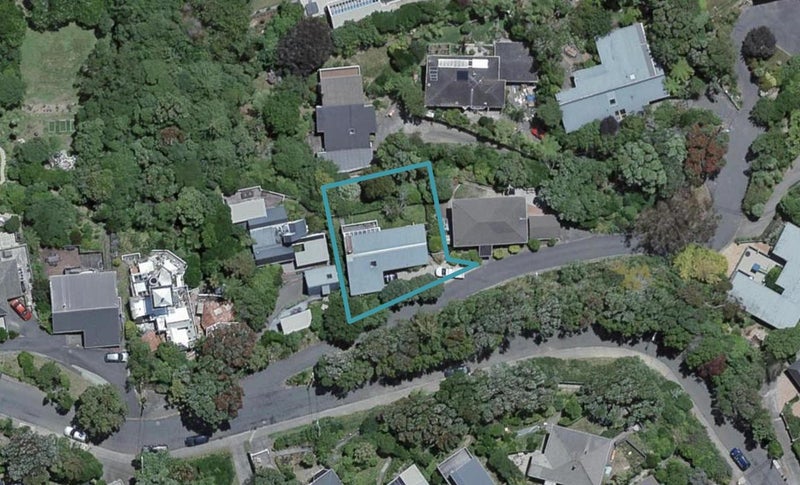 1 Mathieson Avenue, Khandallah, Wellington - Carousel 1