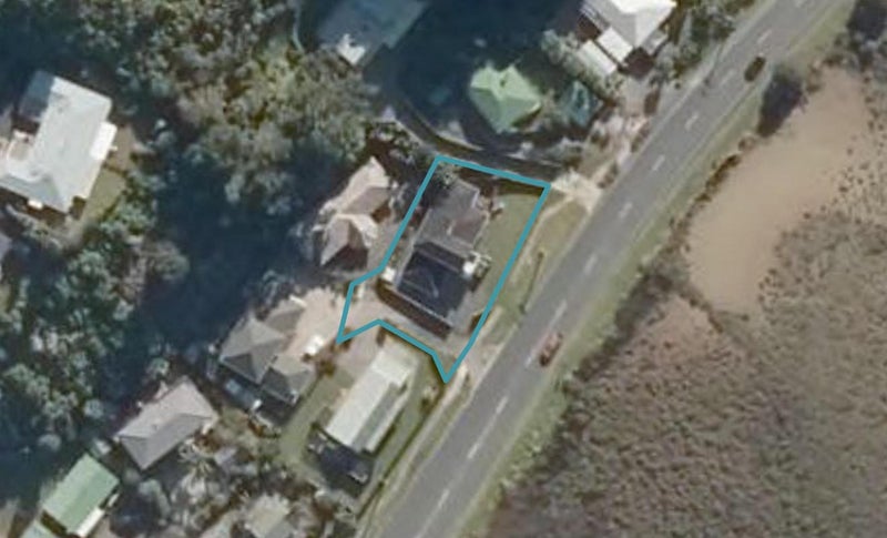 2 Rainbow Place, Onerahi, Whangarei - Carousel 1