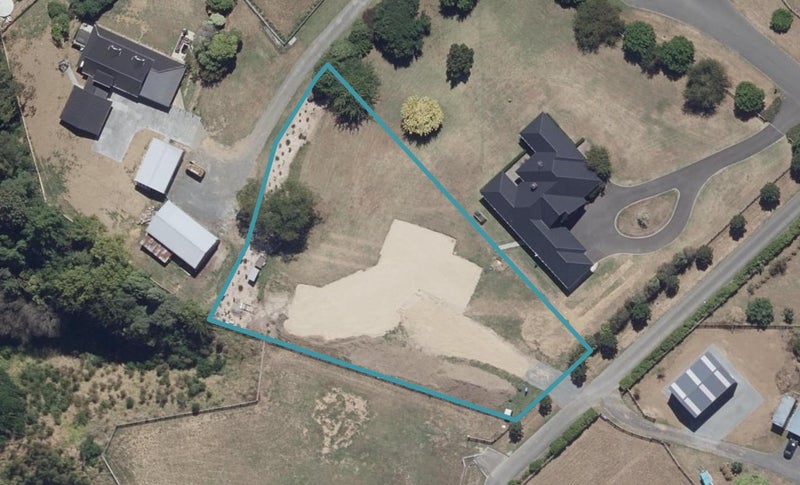 10A East Ridge Grove, Newstead, Hamilton - Carousel 1