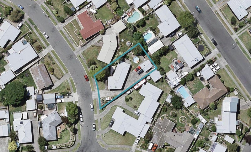 4 Selkirk Street, Tamatea, Napier - Carousel 1